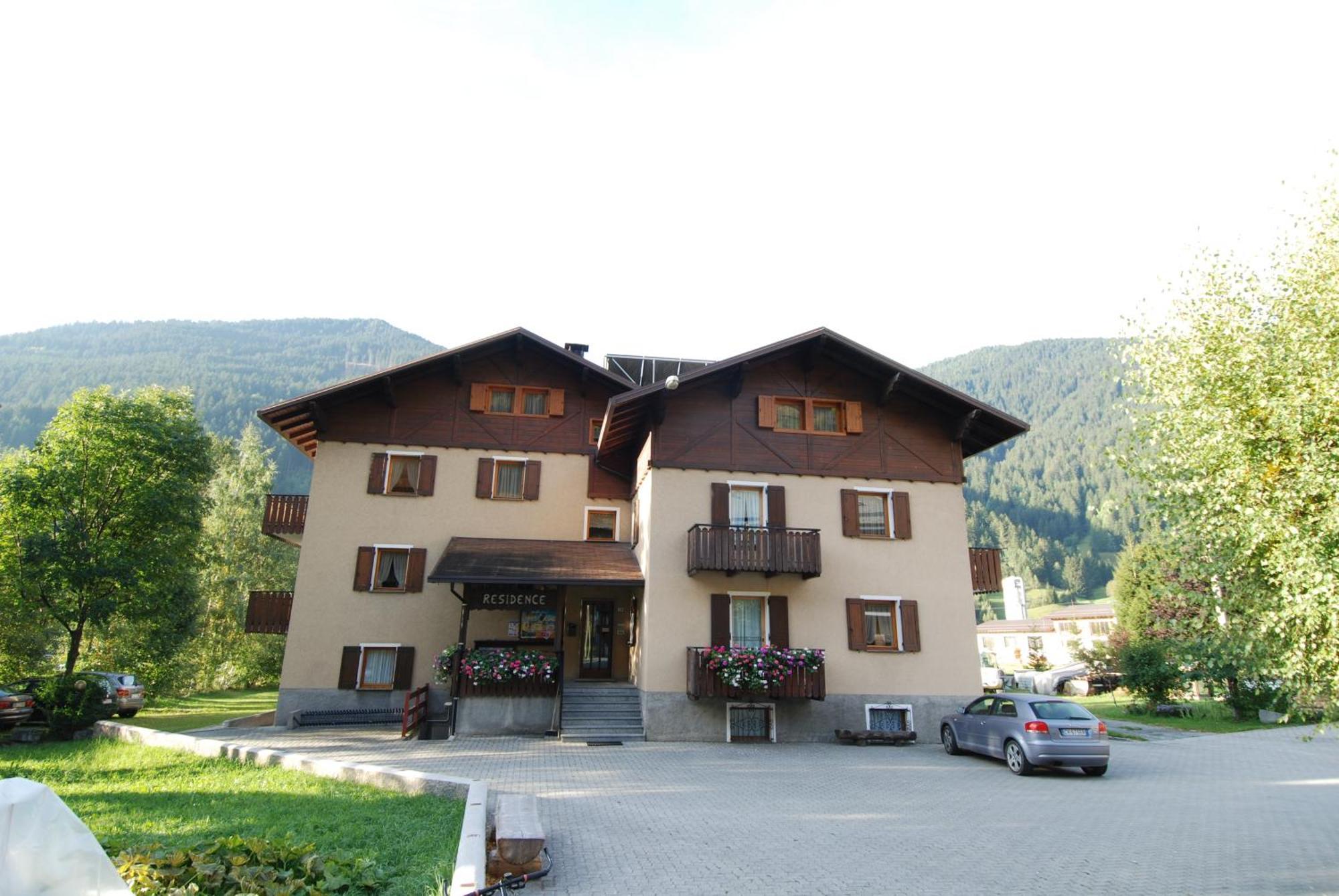 Residence Pian Del Vino Pradelle Luaran gambar