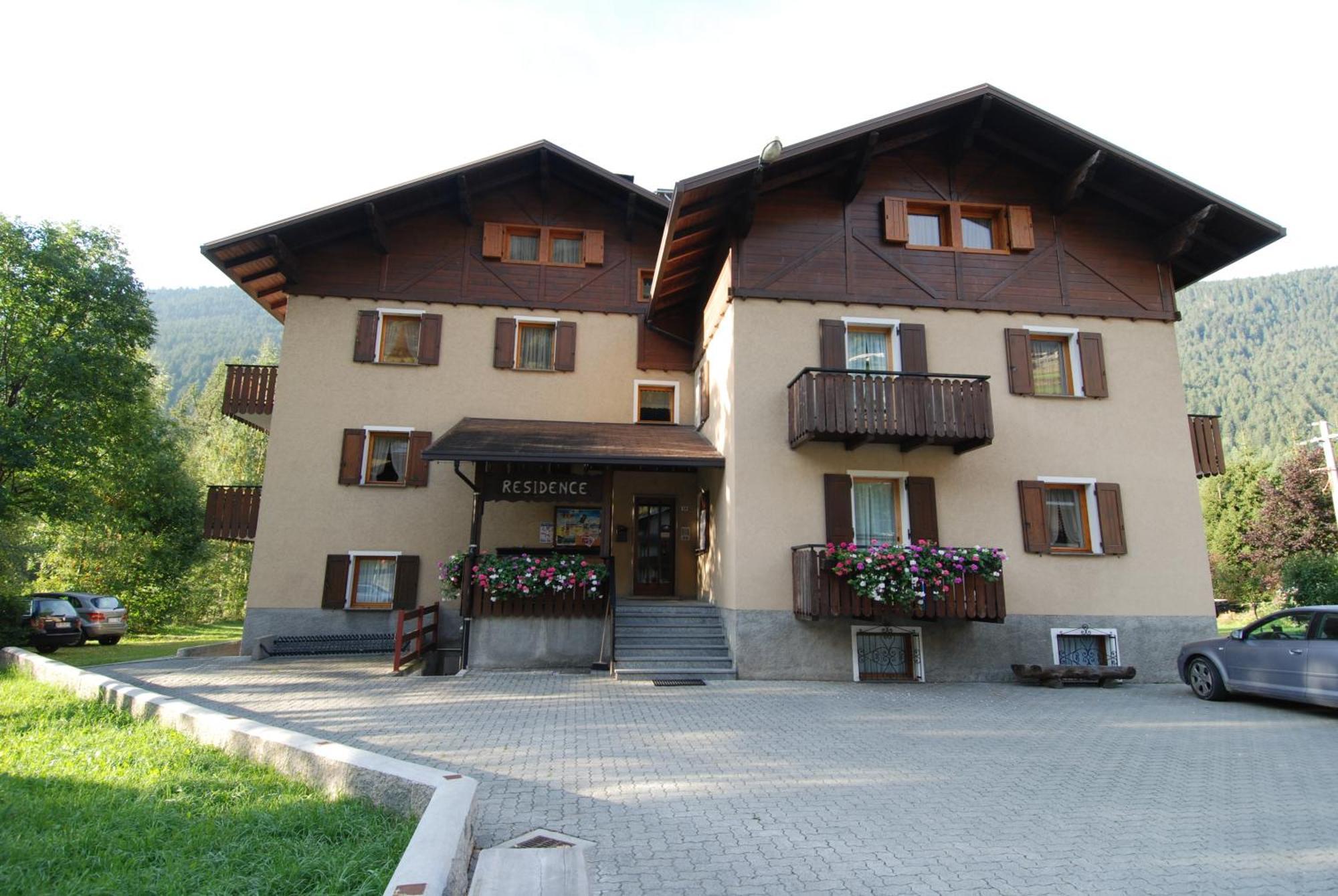 Residence Pian Del Vino Pradelle Luaran gambar