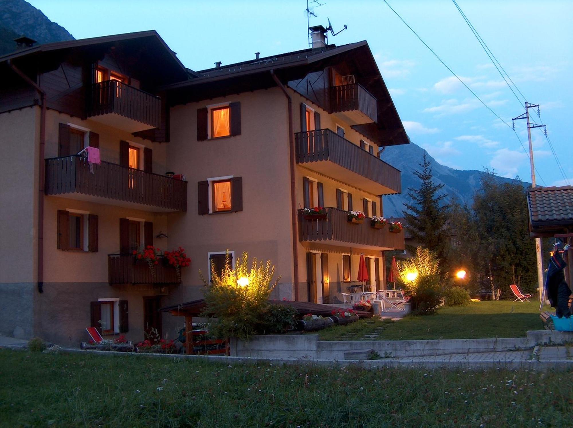 Residence Pian Del Vino Pradelle Luaran gambar